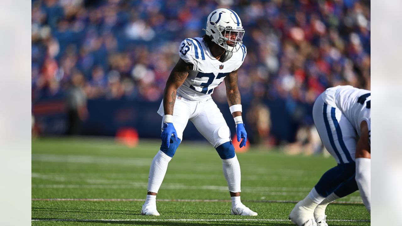 Colts' Armani Watts carted off field on opening kickoff