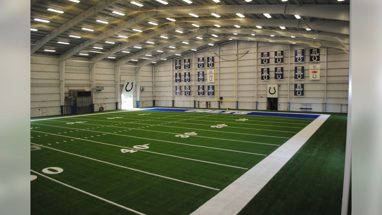 Indianapolis Colts - Lucas Oil Stadium - Motz