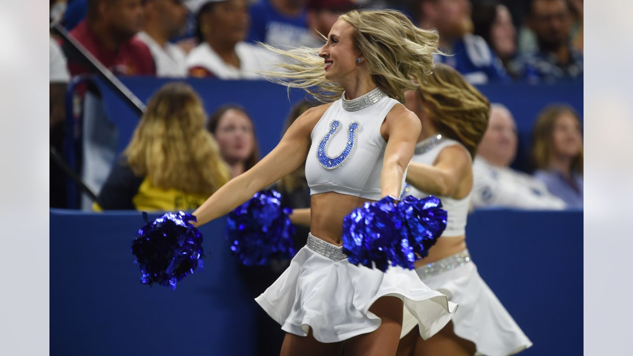 Cheer Highlights: Colts vs. Commanders