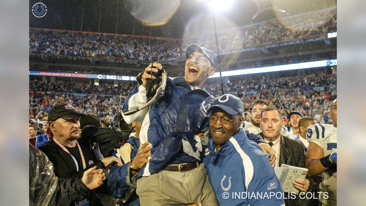 Photo: NFL SUPER BOWL CHAMPIONS INDIANAPOLIS COLTS CELEBRATE -  IND2007020502 