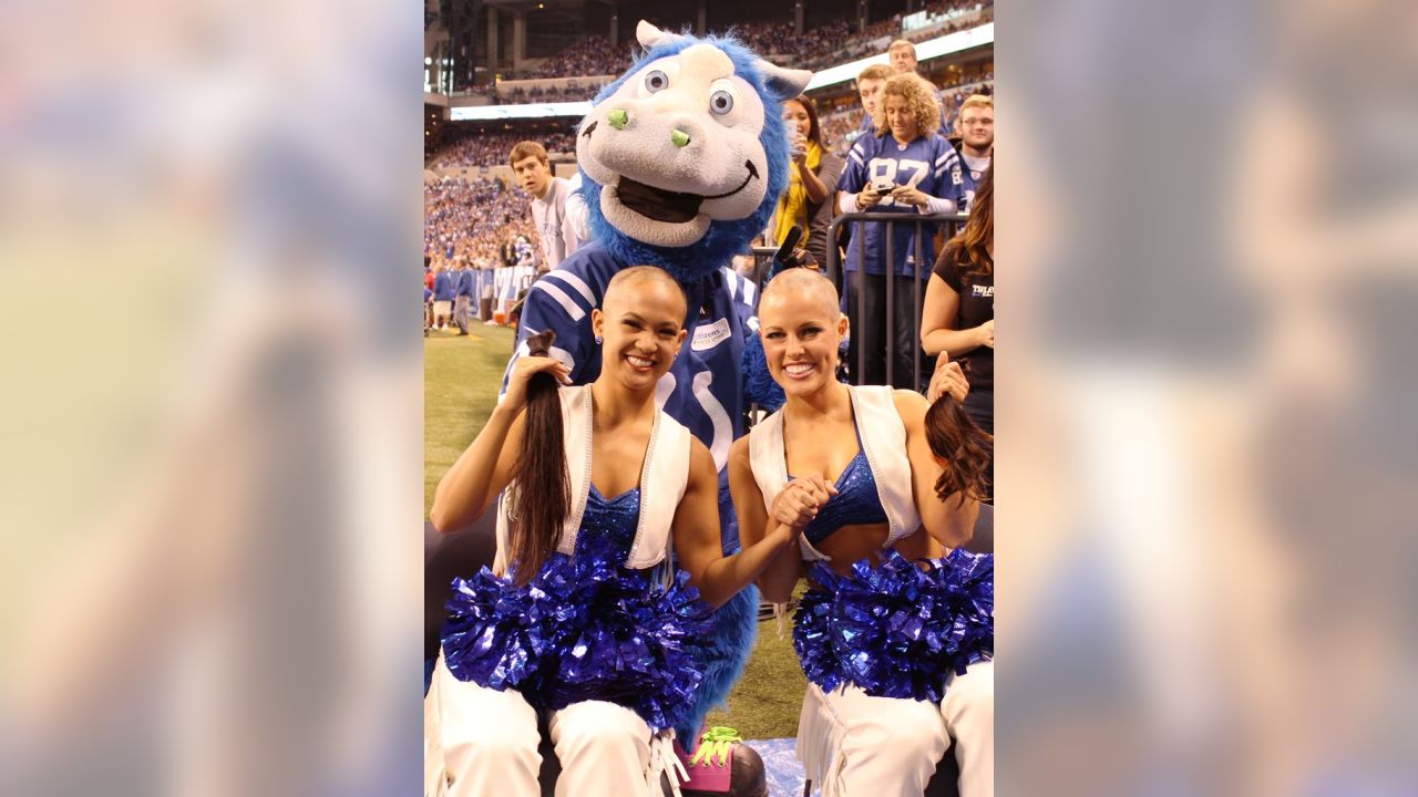 Take It All Off! NFL Cheerleaders Shave Their Heads To Support Coach's  Cancer Battle