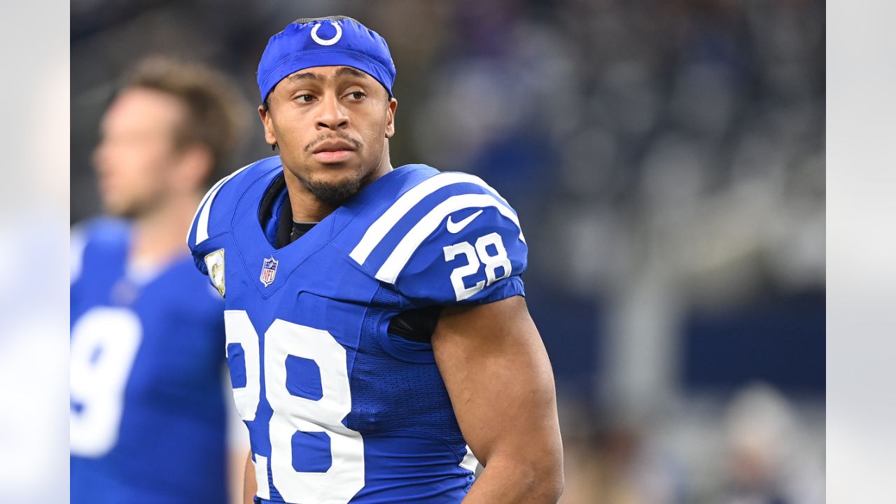 Jonathan Taylor Remains With Colts On PUP: Fantasy Impact For Taylor, Deon  Jackson, Zack Moss