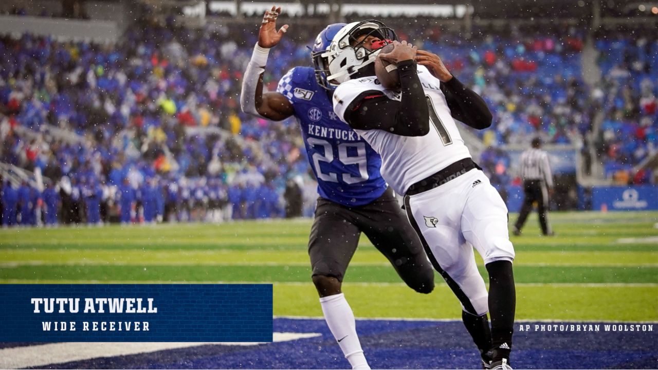 PFF Mock Draft Pairs Indianapolis Colts With Standout Georgia EDGE Azeez  Ojulari - Sports Illustrated Indianapolis Colts News, Analysis and More