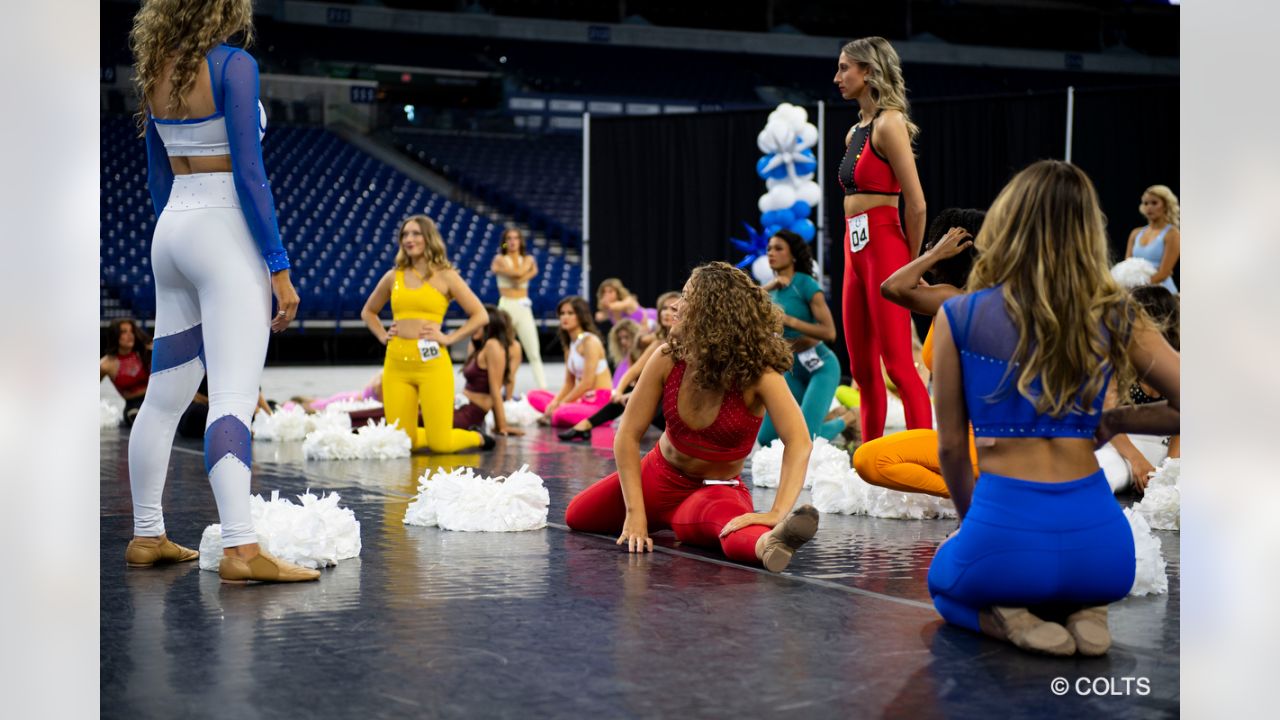 Behind The Scenes Of Being An NFL Cheerleader — Last Night's Game