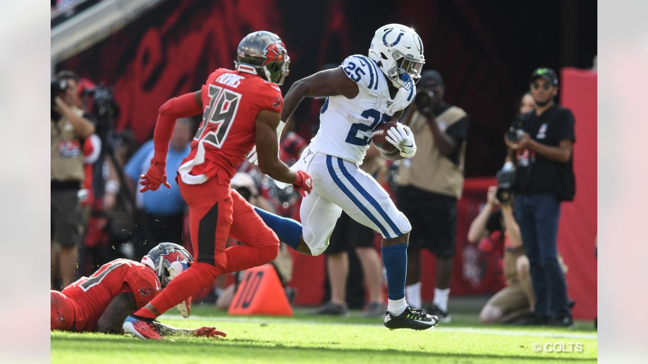 Breaking News: Colts re-signing running back Marlon Mack to a 1-year, $2  million deal - Stampede Blue