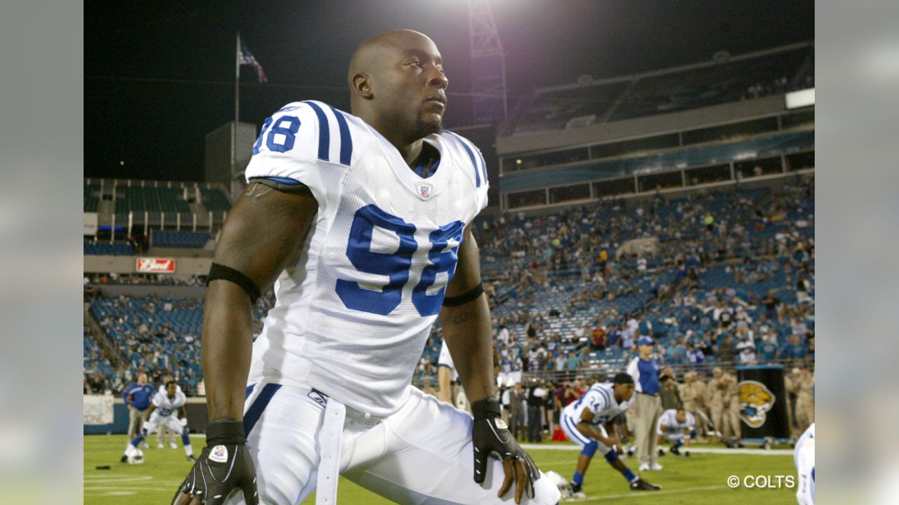 Colts' Legend Robert Mathis To Be Inducted Into Ring Of Honor Nov. 28