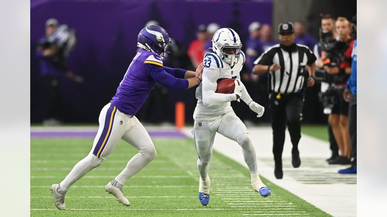 Colts' Dallis Flowers Continuing To Prove He Belongs, On Both Kick Returns  And At Cornerback