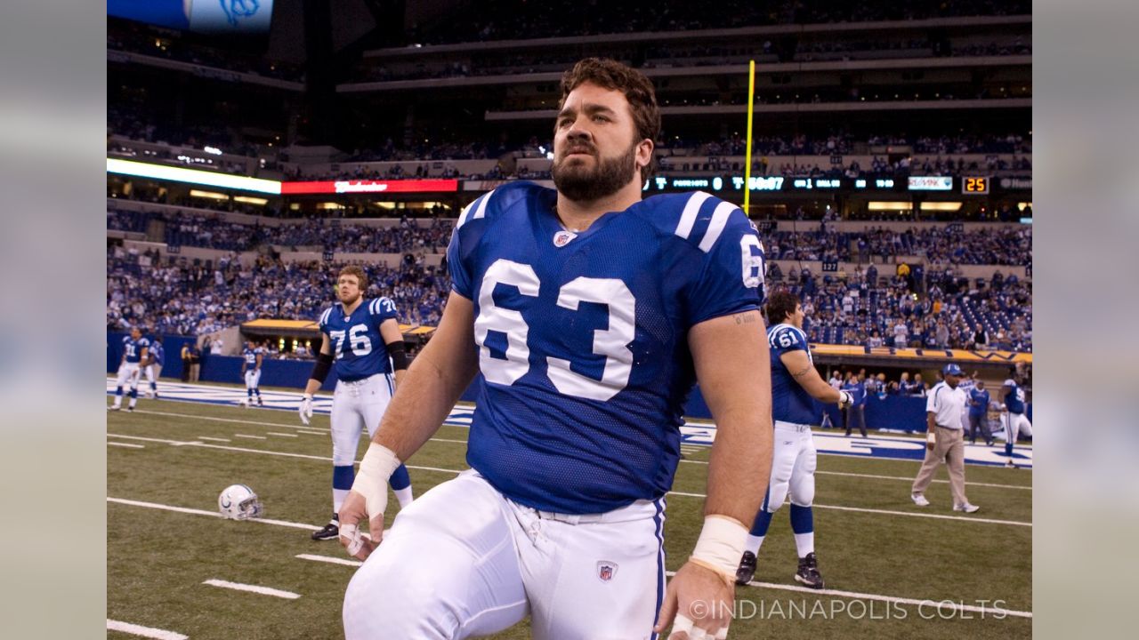 Colts to honor Jeff Saturday