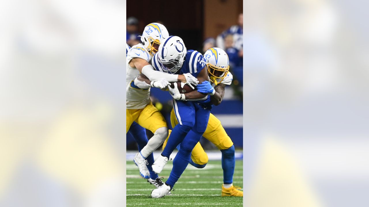 Chargers-Colts Week 16 NFL Picks: Saturday slate, Christmas Games ahead of  MNF - Bolts From The Blue