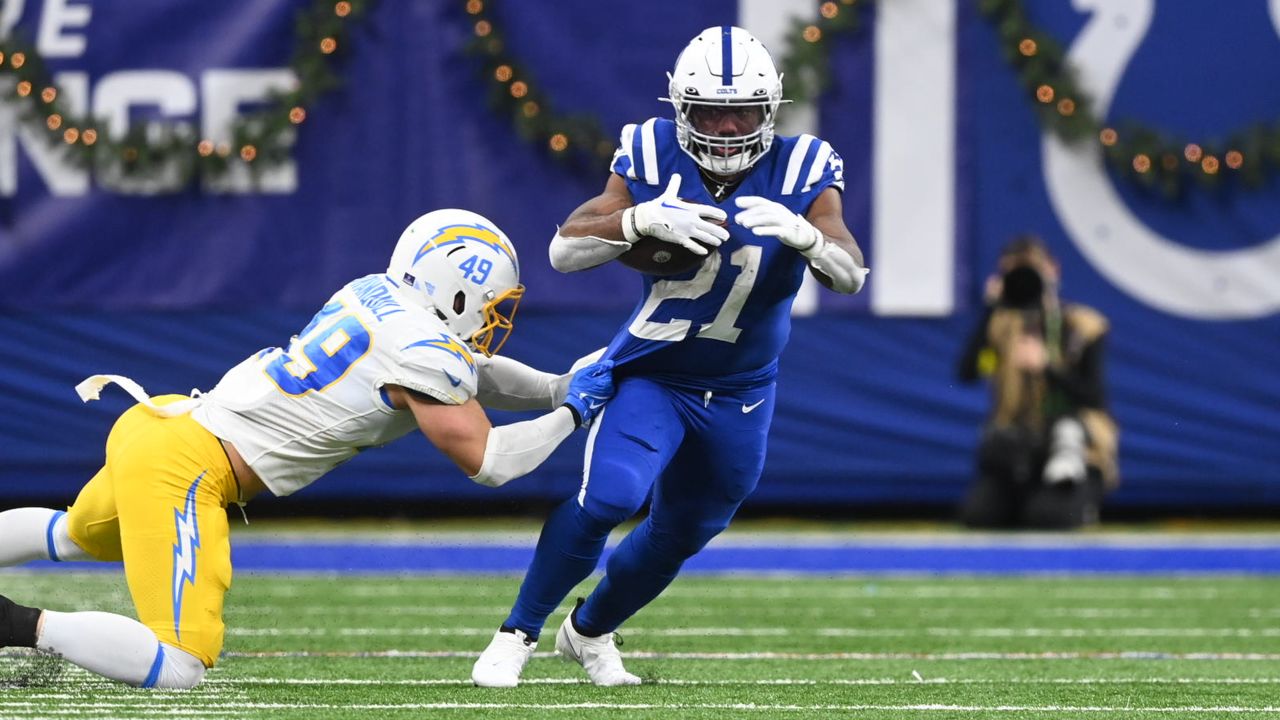 Chargers-Colts Week 16 NFL Picks: Saturday slate, Christmas Games ahead of  MNF - Bolts From The Blue