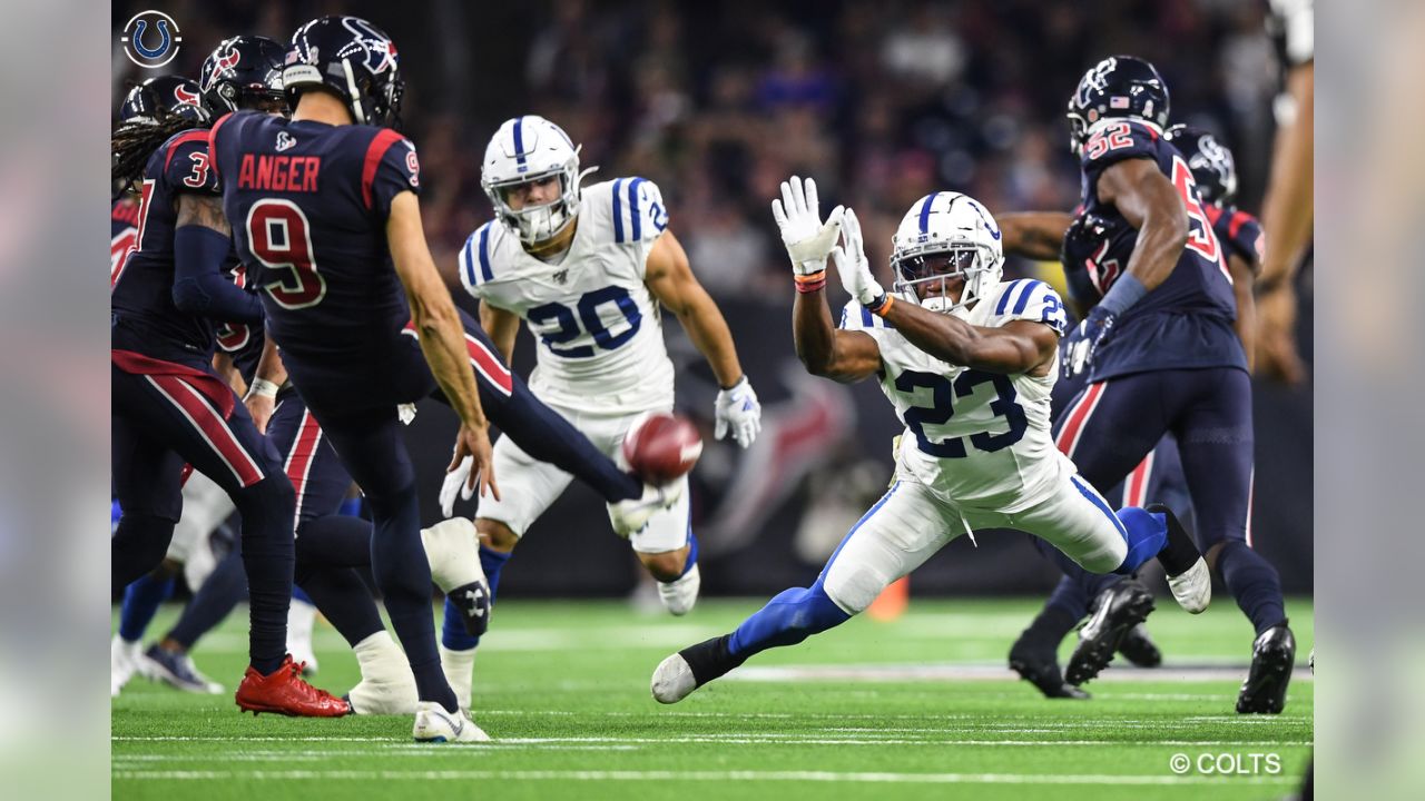 Indianapolis Colts' Kenny Moore II plays during a preseason NFL football  game, Thursday, Aug. 24, 2023, in Philadelphia. (AP Photo/Matt Slocum Stock  Photo - Alamy