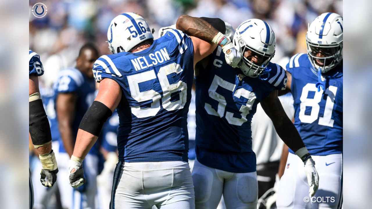 Linebacker (53) Darius Leonard of the Indianapolis Colts against