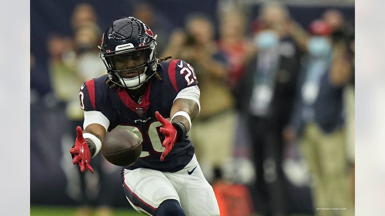 Los Angeles Chargers wide receiver Mike Williams during the first half of  an NFL football game against the Houston Texans, Sunday, Oct. 2, 2022, in  Houston. (AP Photo/Eric Christian Smith Stock Photo 