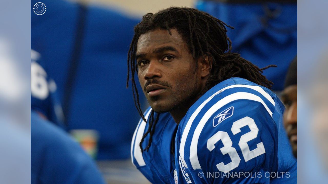 Pro Football Hall of Fame on X: First Look: The Bronzed Bust of  @EdgerrinJames32! #PFHOF20, @Colts