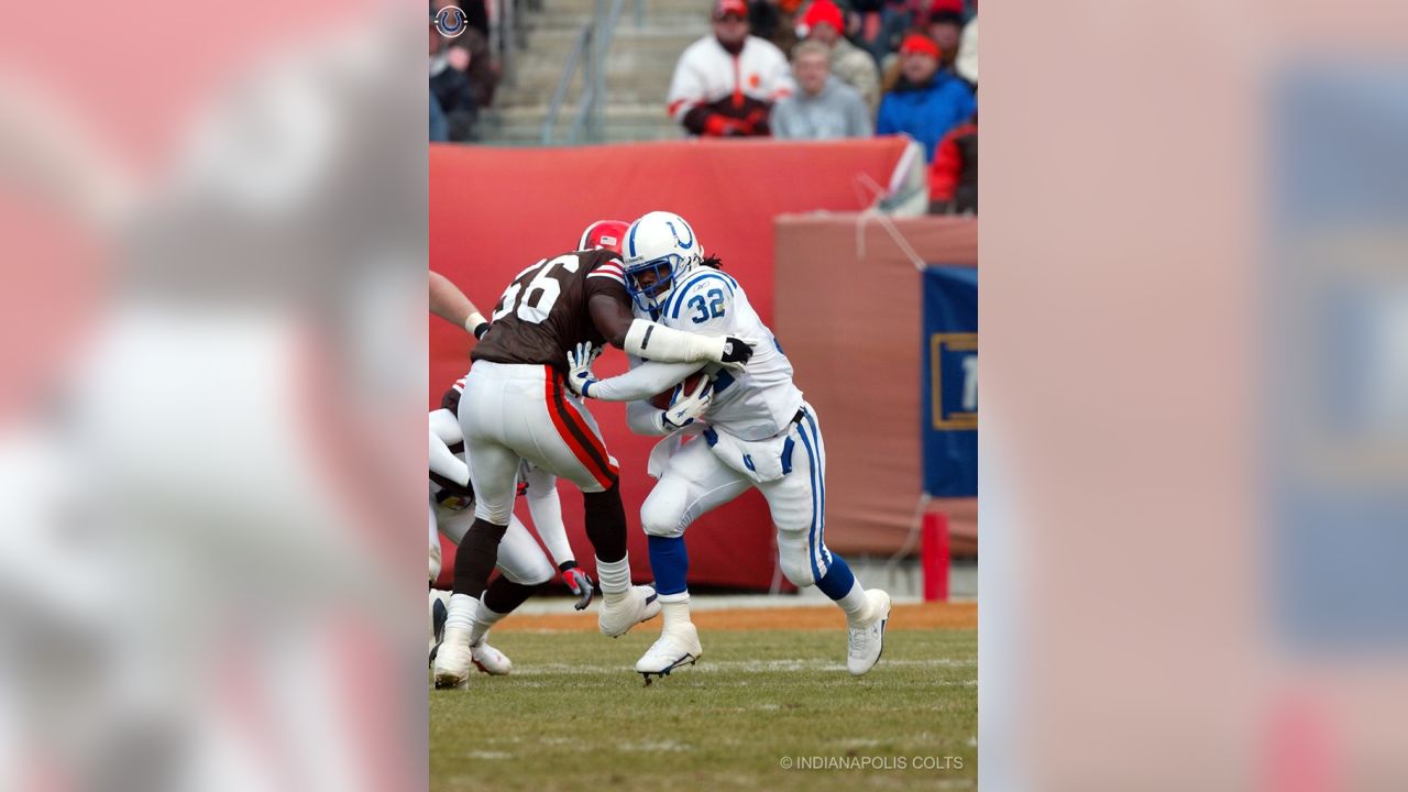 Immokalee's Edgerrin James inducted into Pro Football Hall of Fame - WINK  News