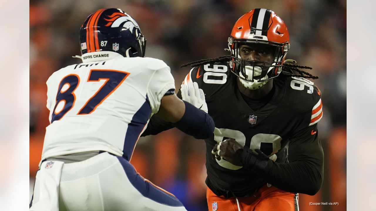 CLEVELAND, OH - DECEMBER 24: Cleveland Browns defensive tackle Taven Bryan  (99) tackles New Orleans