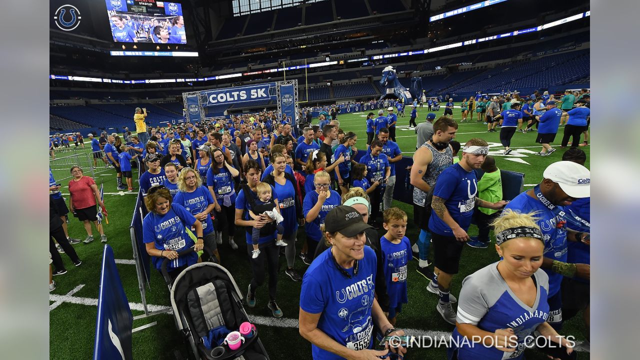 Colts fans race to the finish line in the return of the Colts 5K 