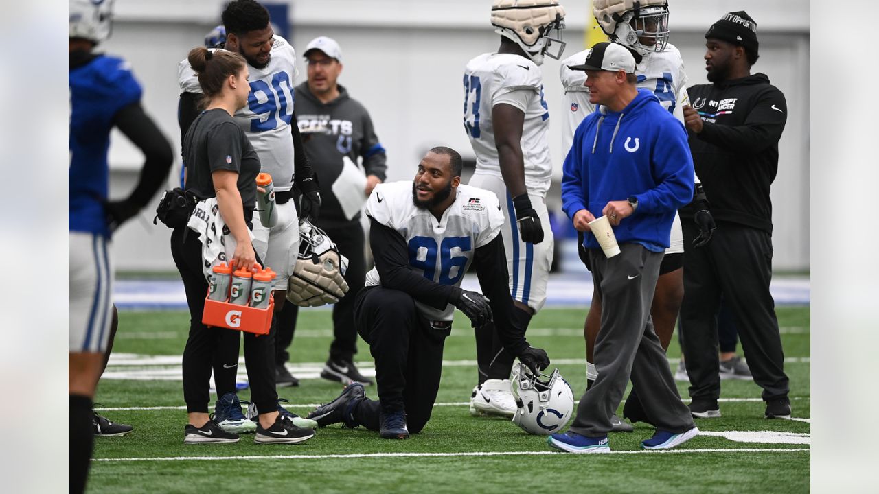 Patriots draft former Armwood star Byron Cowart