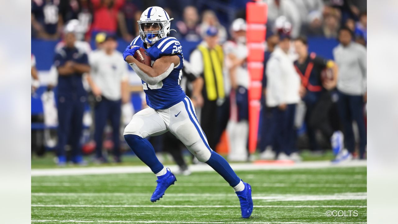 Colts' RB Jonathan Taylor, former Badger, voted MVP by Pro Bowl players