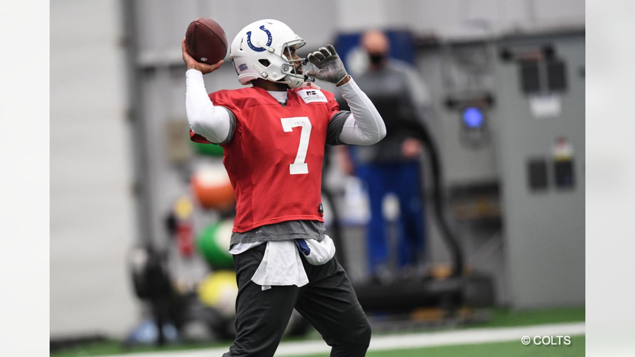 Colts Notebook: Willis earns chance to stay on the field