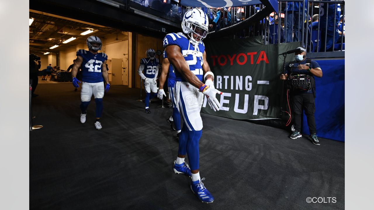 All positive vibes' for Colts CB Kenny Moore II