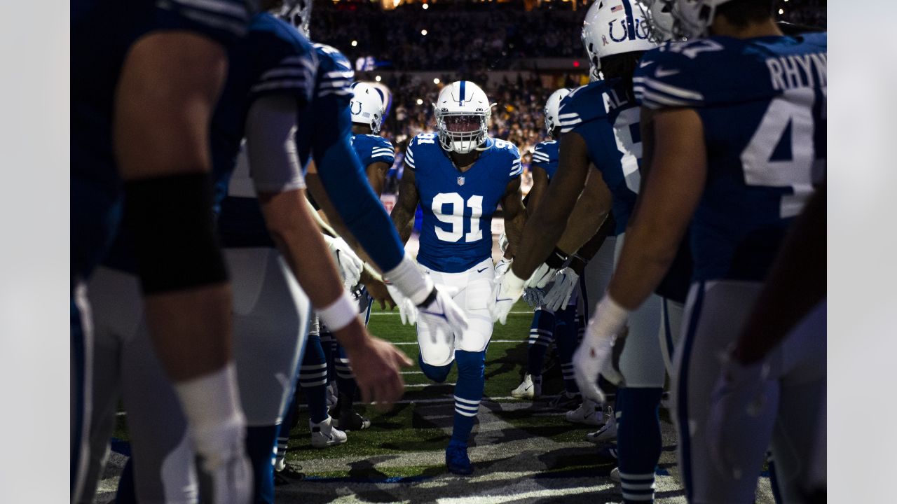 Indianapolis Colts defensive end Yannick Ngakoue (91) plays