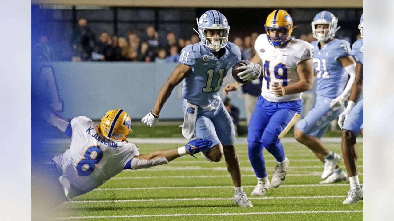 Report: North Carolina WR Josh Downs has not had any 'official' visits with  NFL teams - Field Gulls