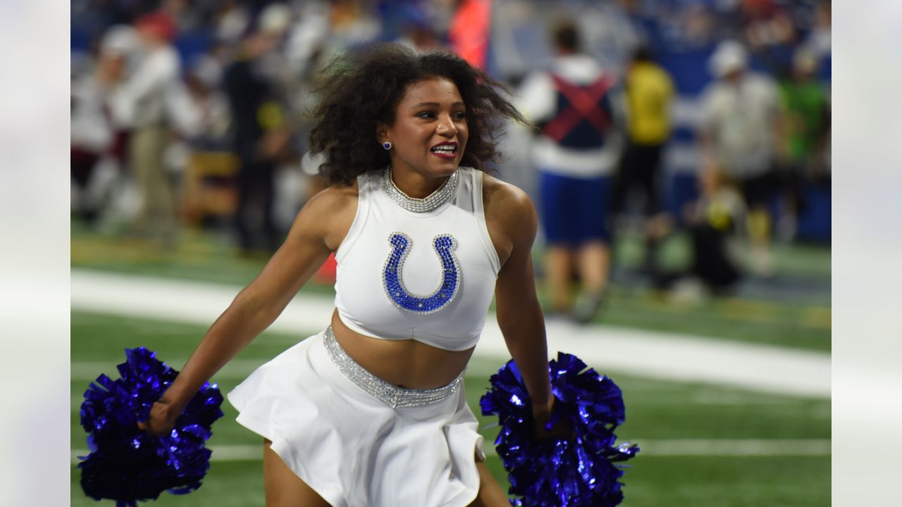 Cheer Highlights: Colts vs. Commanders