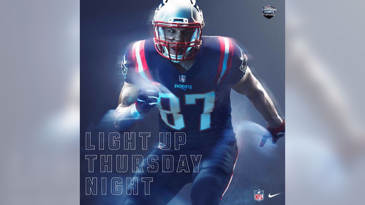 Thursday Night Football's Color Rush is rad but the NFL has been bad at  executing it - Field Gulls