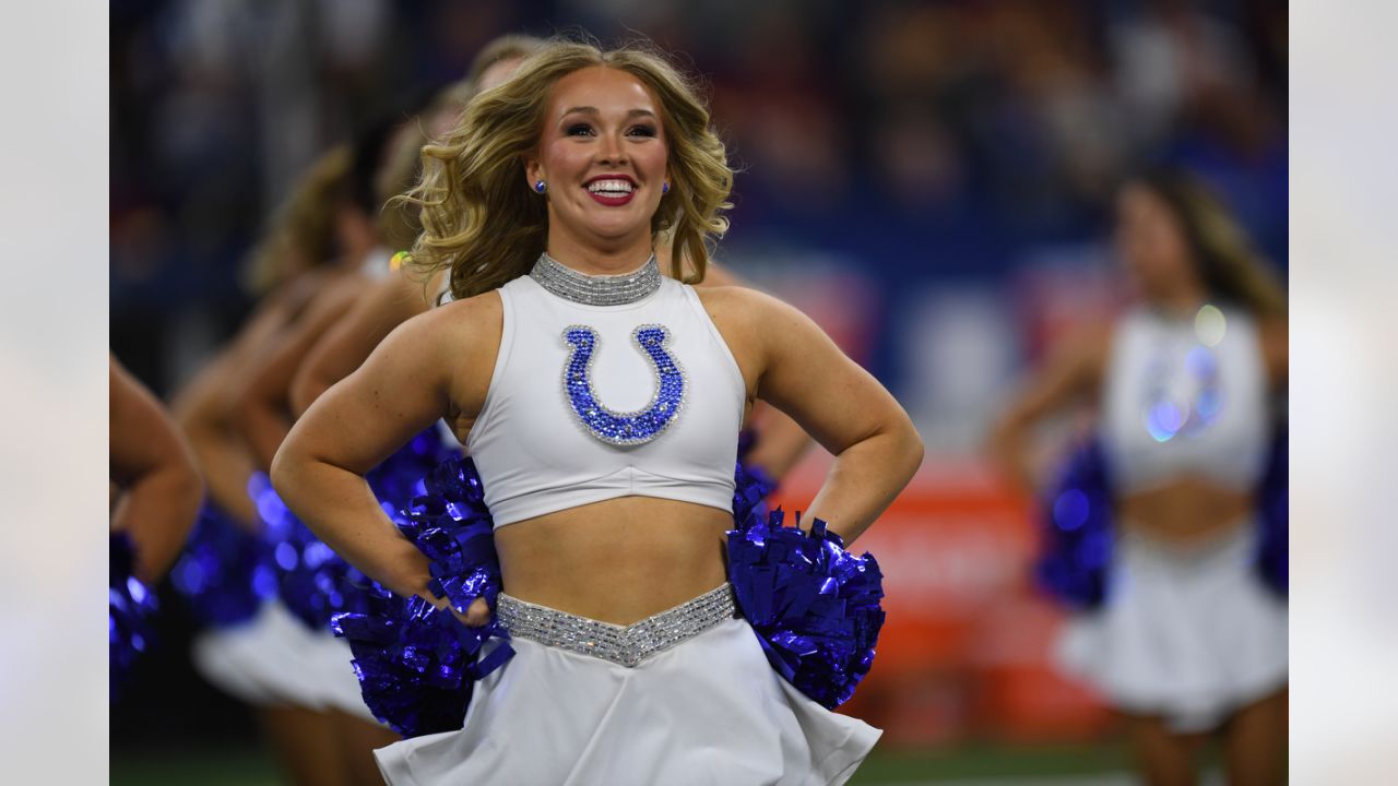 Cheer Highlights: Colts vs. Commanders