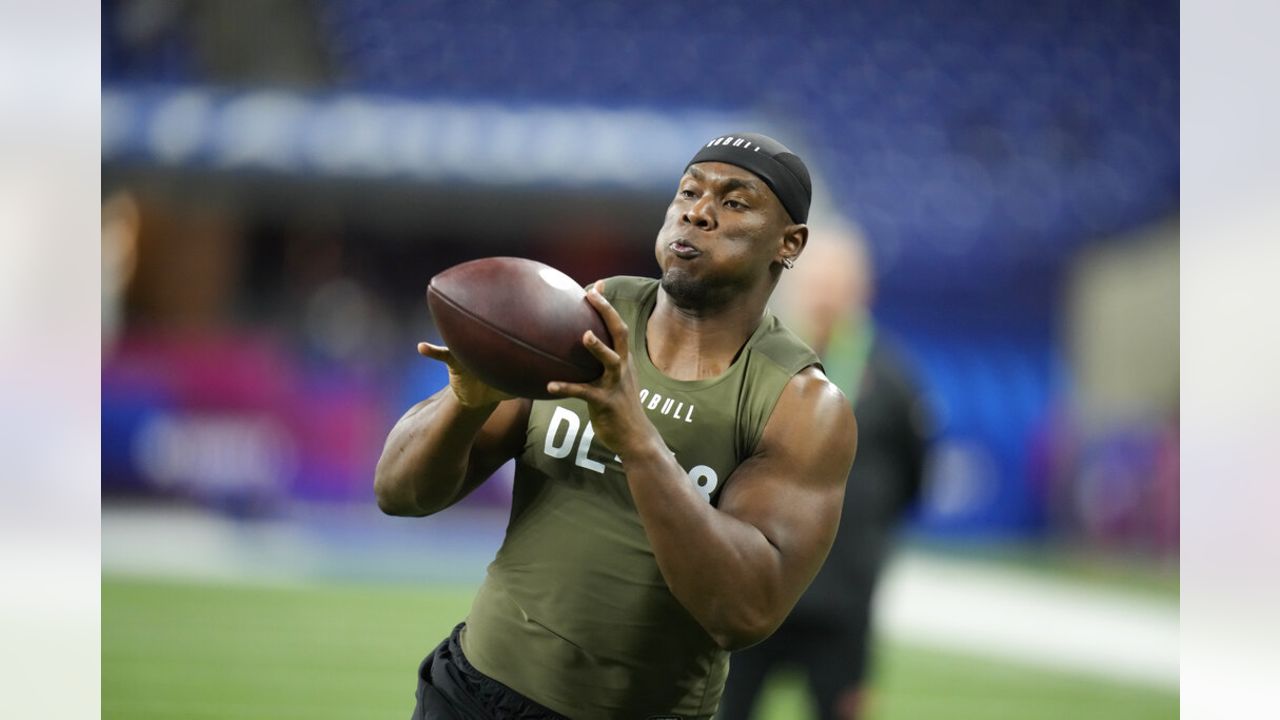 2023 NFL Mock Draft: Steve Palazzolo mocks the first round, sending QB  Bryce Young to the Panthers and CB Joey Porter Jr. to the Patriots, NFL  Draft