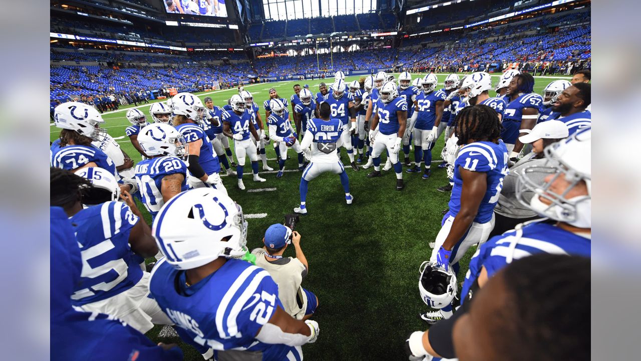 Gallery  Colts-Falcons pregame