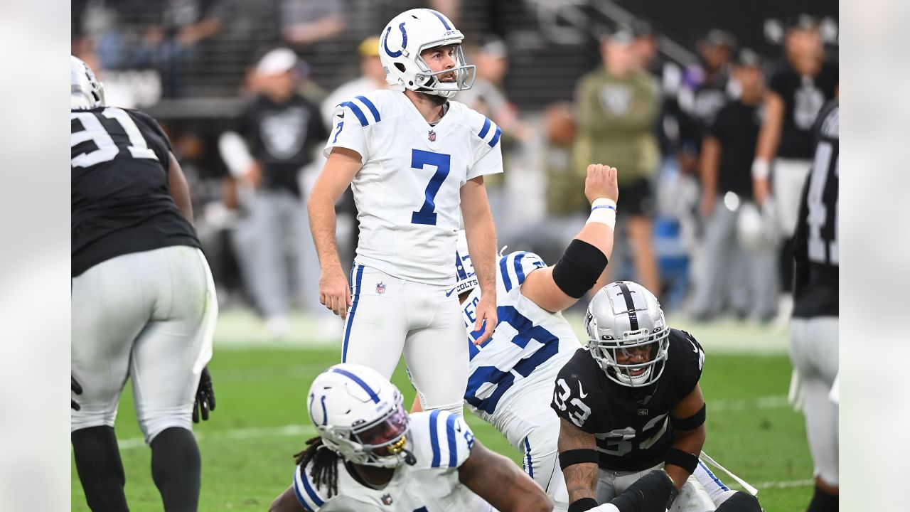 Indianapolis, Indiana, USA. 28th Nov, 2022. Indianapolis Colts kicker Chase  McLaughlin (7) kicks field goal during NFL game in Indianapolis, Indiana.  John Mersits/CSM/Alamy Live News Stock Photo - Alamy