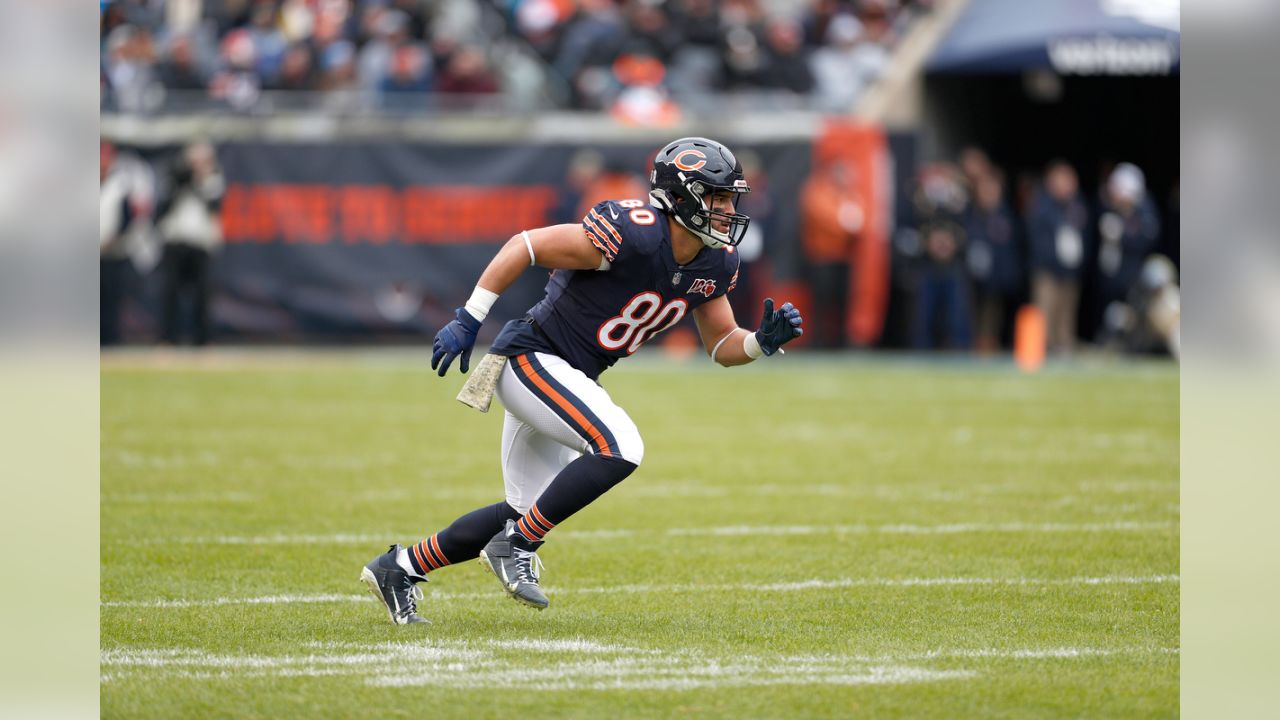 Bears To Sign TE Trey Burton