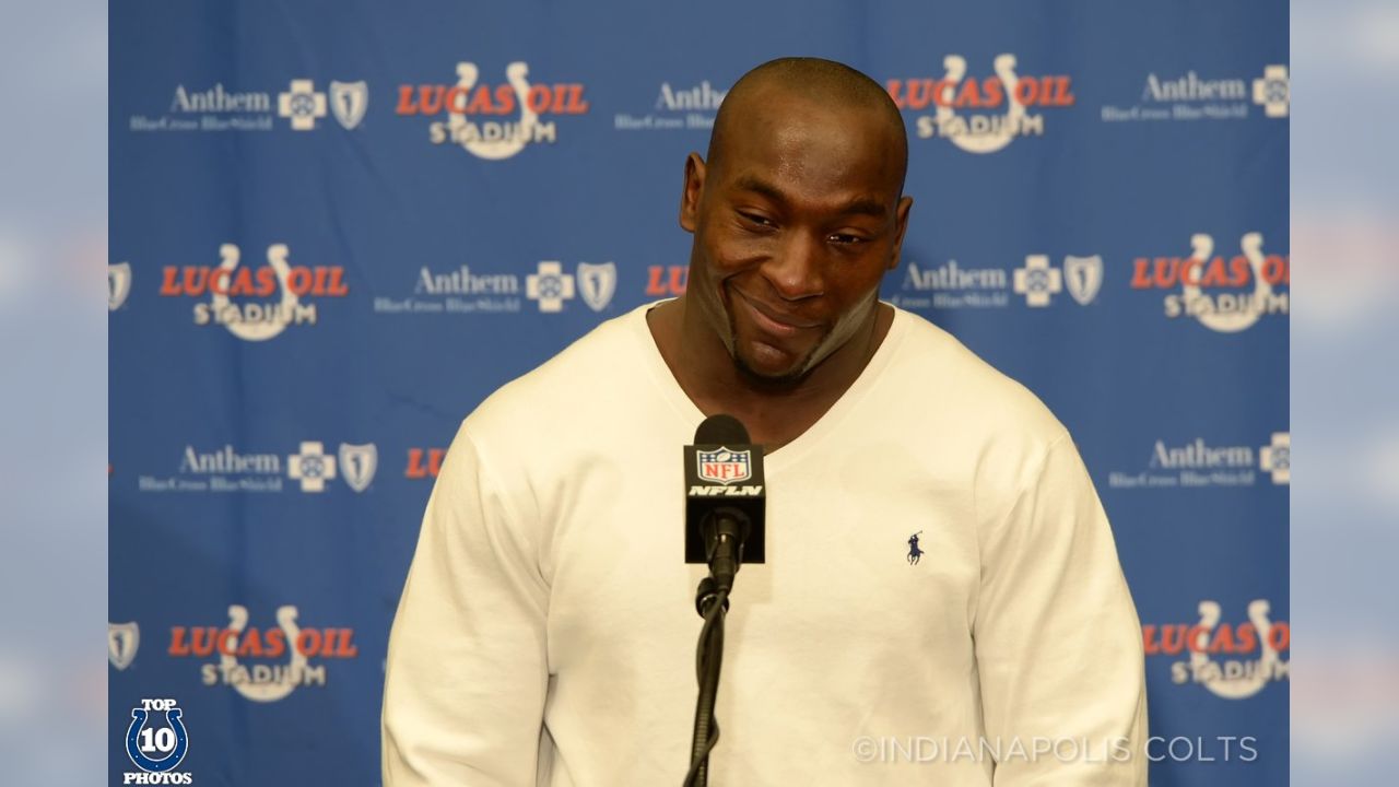 NFL: Robert Mathis retiring after 14 seasons with Colts – Saratogian