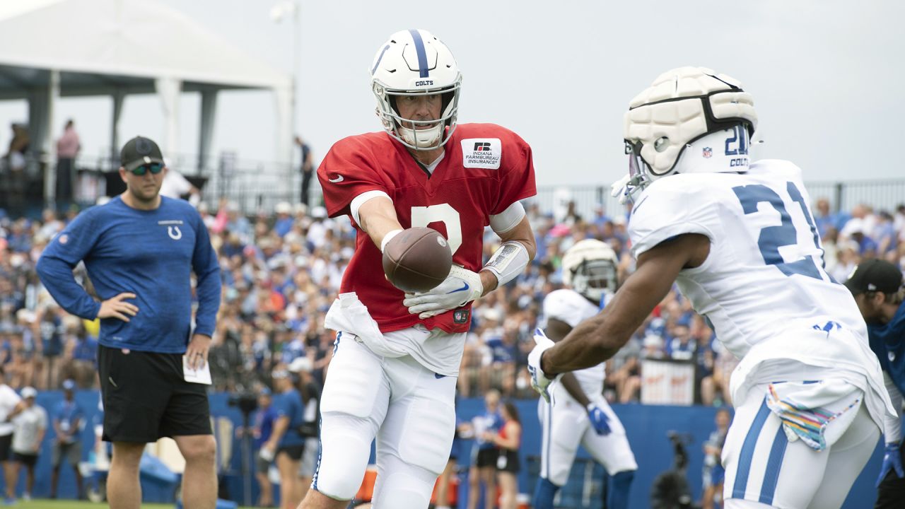 Weather concerns prompt Colts to move training camp practice indoors