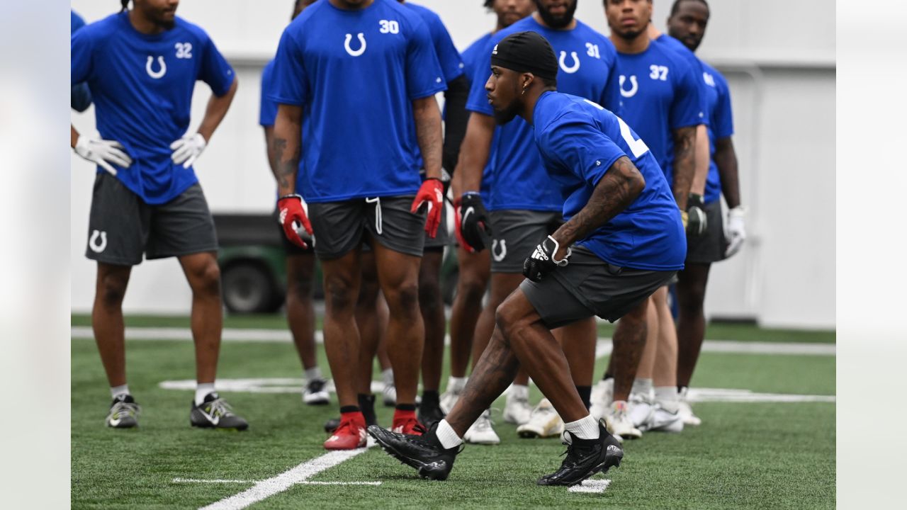 49ers host dozens of prospects for annual local pro day