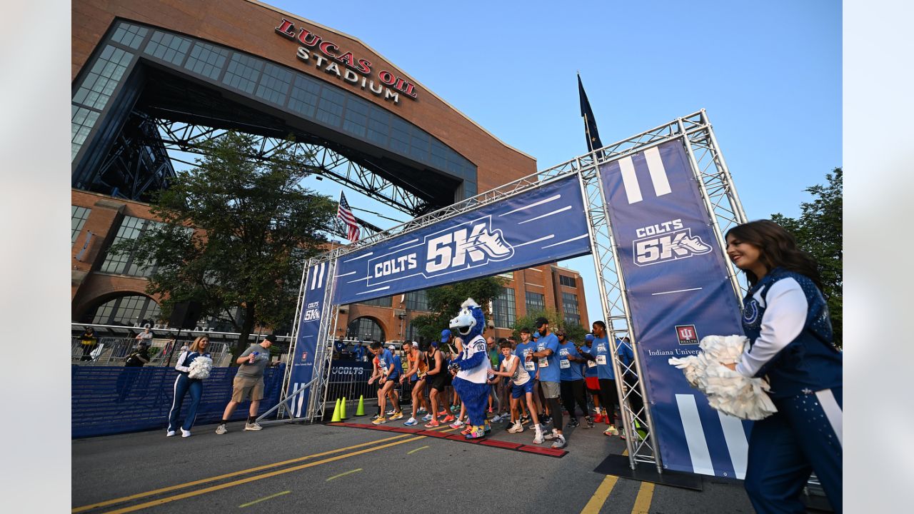 Colts 5K in Indianapolis at Lucas Oil Stadium