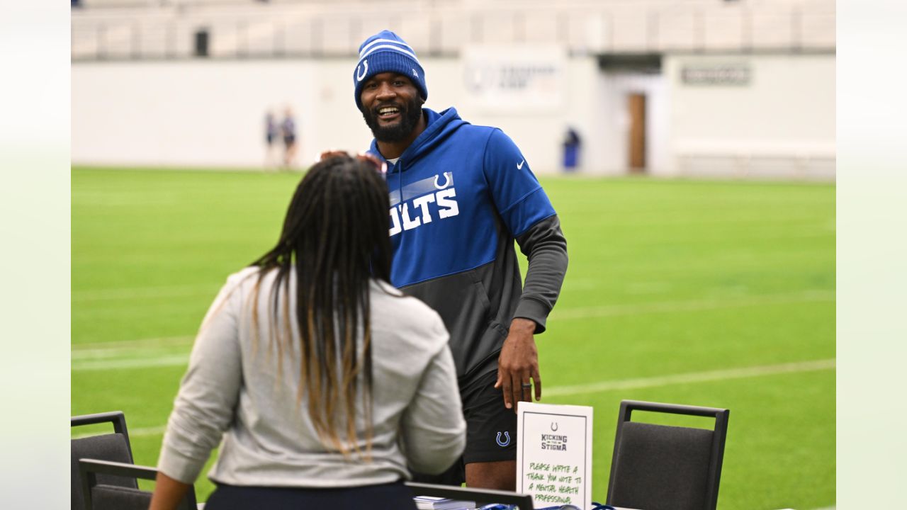 The @colts and @chicagobears join together to kick the stigma around mental  health. #KickingTheStigma