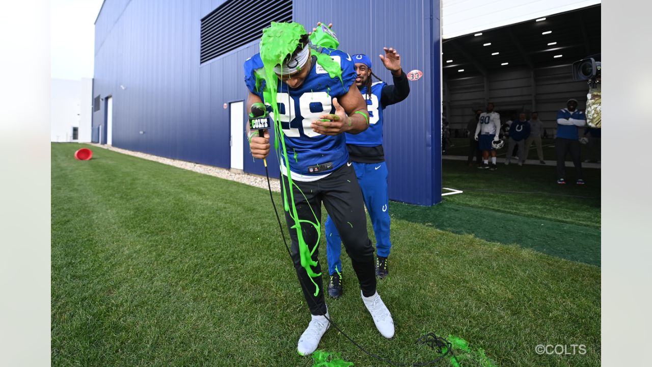 NickALive!: Indianapolis Colts' Jonathan Taylor Named NVP of 'NFL Slimetime'  Week 10