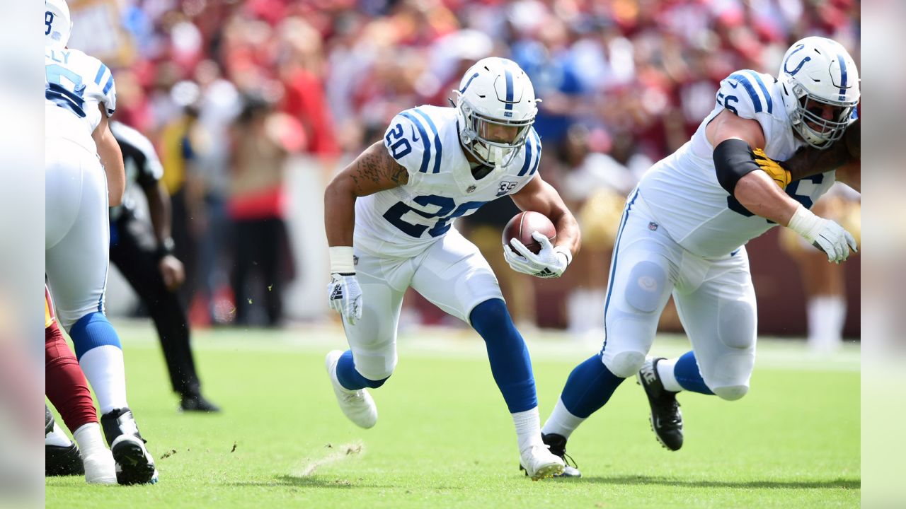 2,820 Washington Redskins V Indianapolis Colts Photos & High Res