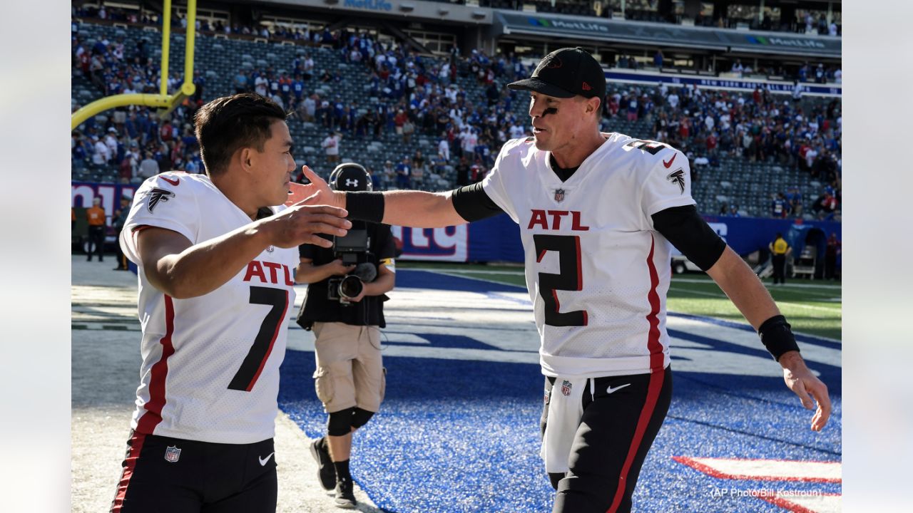 Former Falcons QB Matt Ryan brings twin sons along for training camp visit