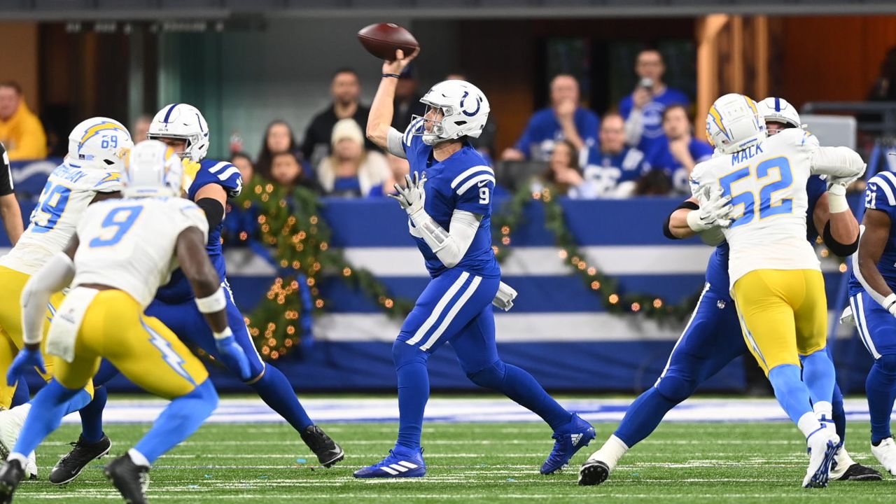 After historic loss, Colts will start Nick Foles vs. rising Chargers