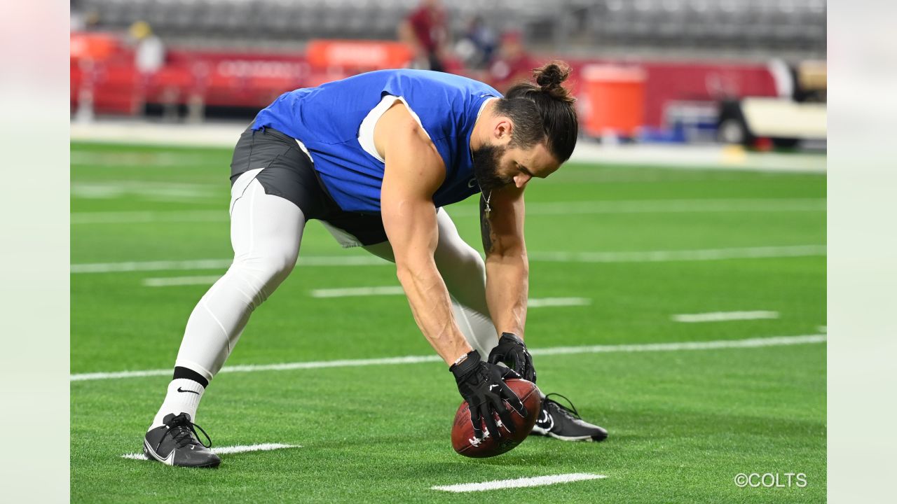 INDIANAPOLIS, IN - OCTOBER 16: Indianapolis Colts Long Snapper Luke Rhodes  (46) warms up for the