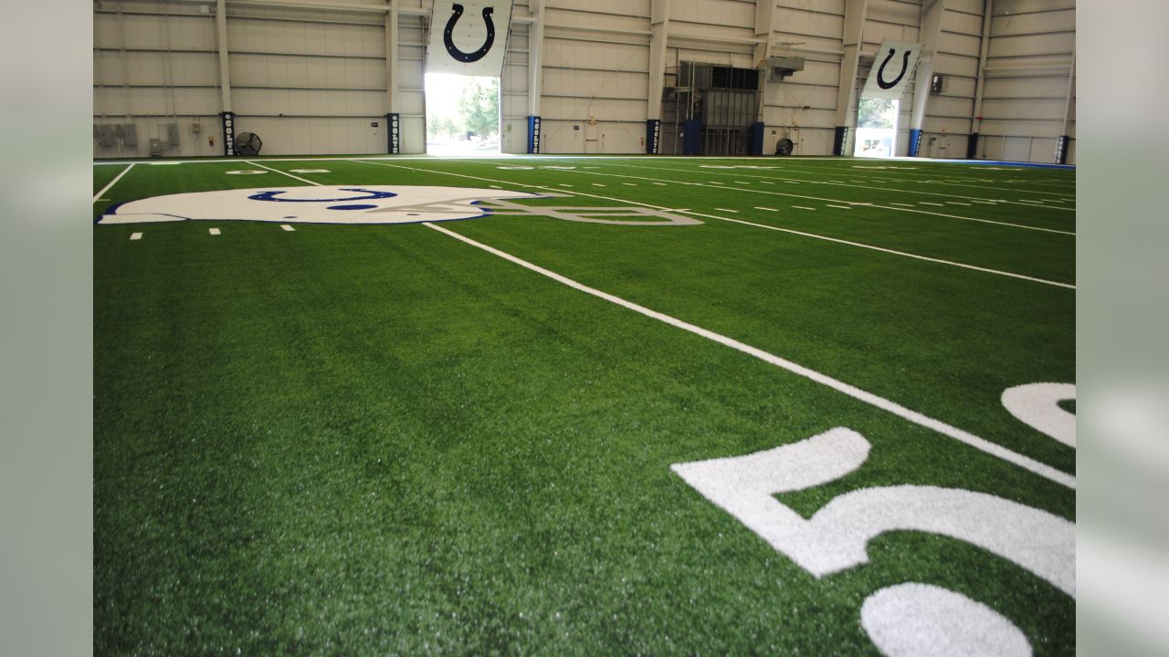 Indianapolis Colts - Lucas Oil Stadium - Motz