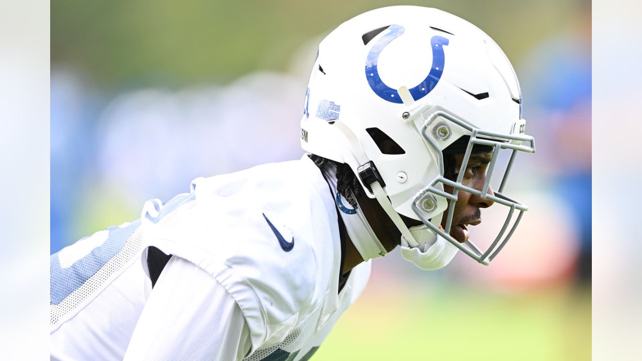 INDIANAPOLIS, IN - SEPTEMBER 19: A Los Angeles Rams helmet sits on the  sideline during the NFL