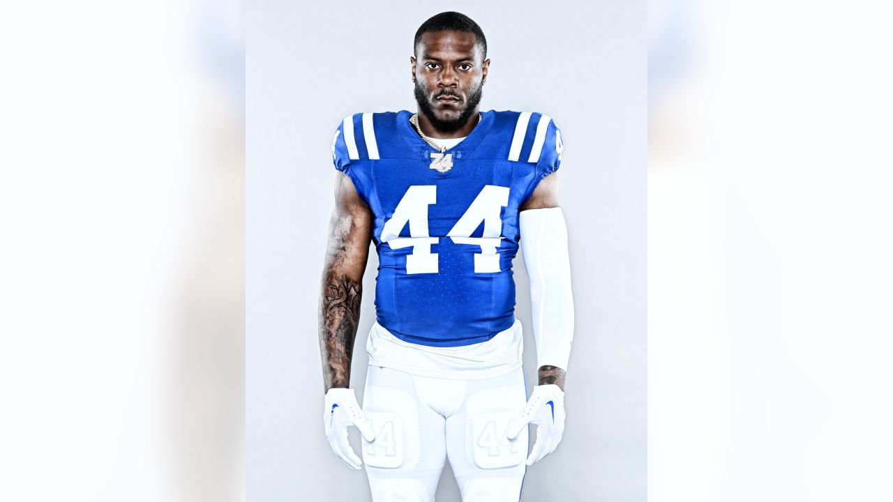 Indianapolis Colts Linebacker Zaire Franklin looks on in game action  News Photo - Getty Images