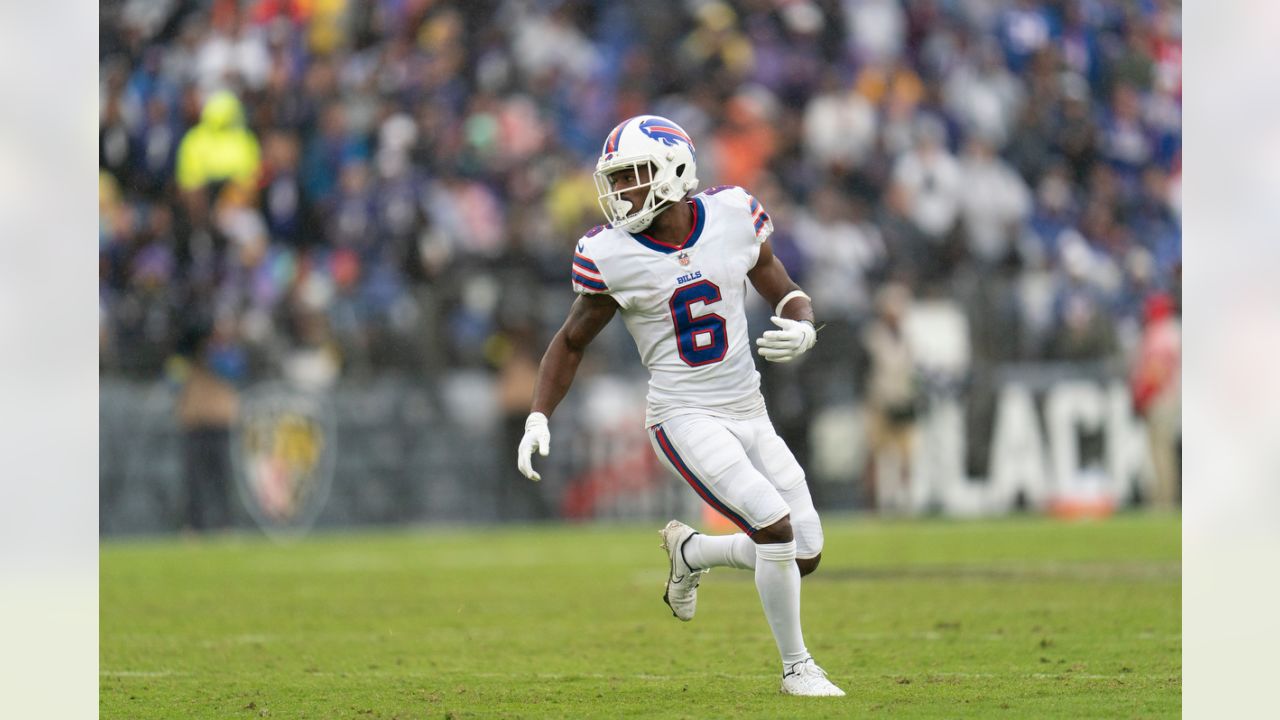 Buffalo Bills wide receiver Isaiah McKenzie (6) plays during an