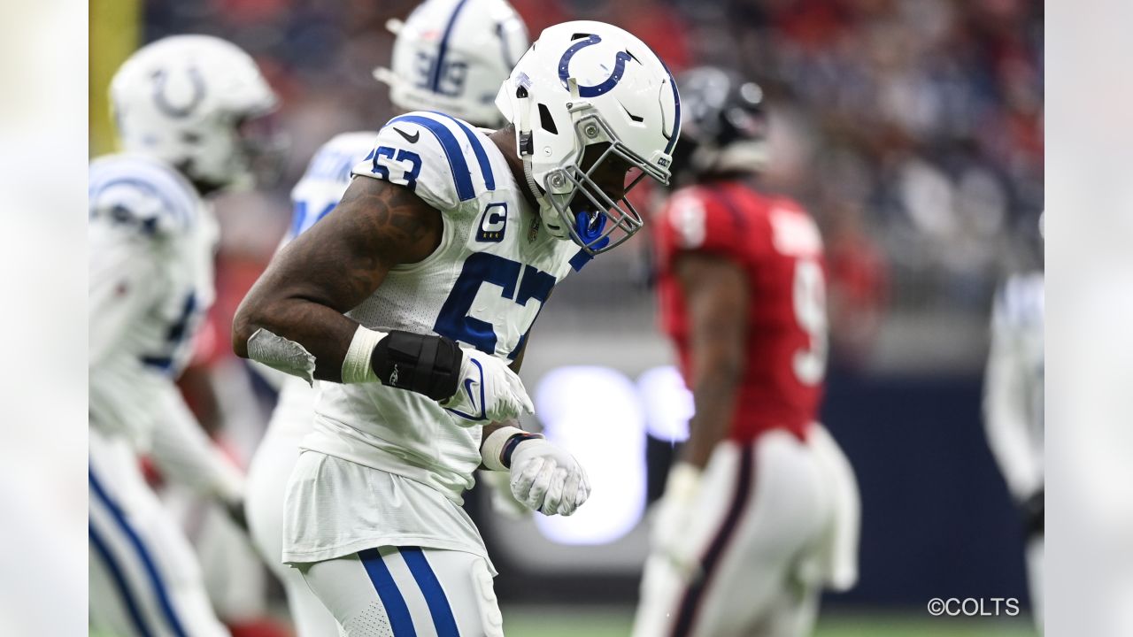 Colts Notebook: Leonard unimpressed with latest milestone