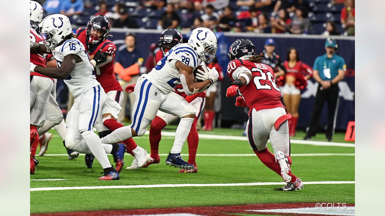 Colts RB Jonathan Taylor Wins 'FedEx Ground Player of the Week